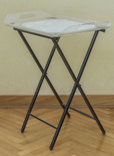 Vassoio rettangolare con supporto in plexiglass, metà del XX secolo