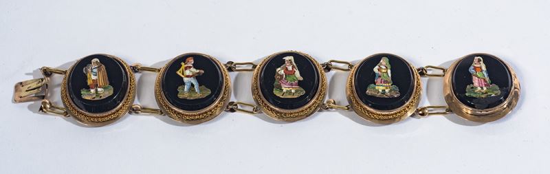 Bracciale, XIX secolo, cinque placchette in micromosaico policromo su oro 10kt