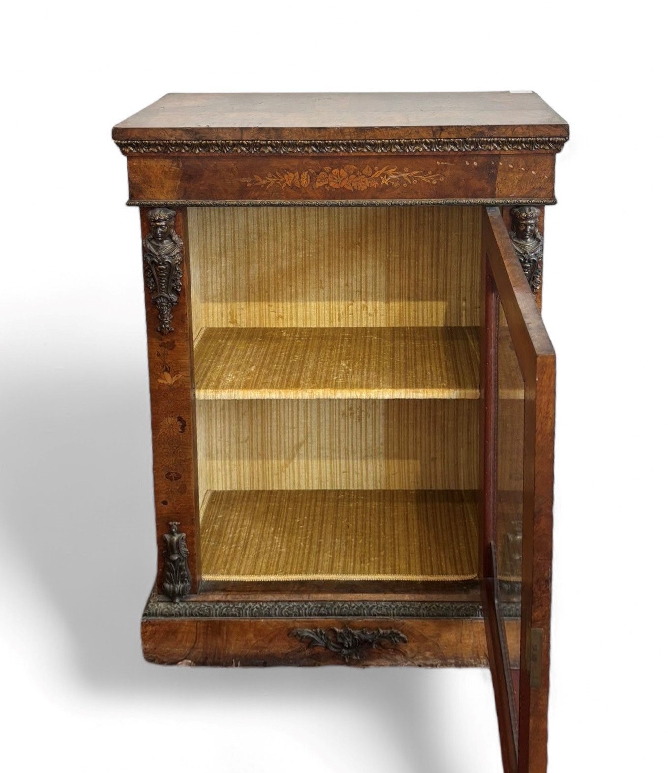 Coppia di credenzine Vittoriane