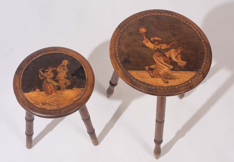 Due sgabelli sorrentini