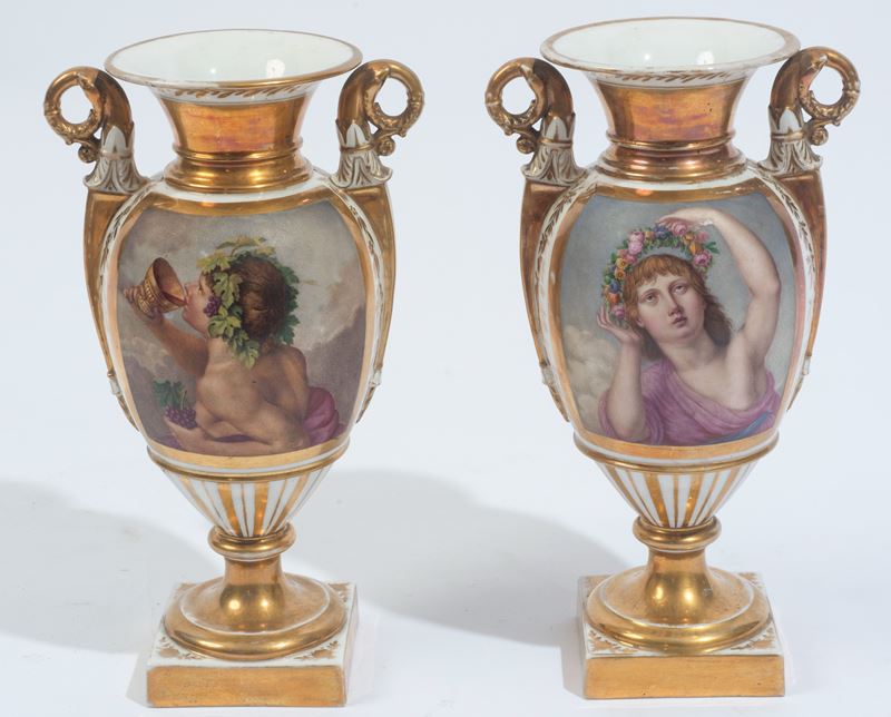 Coppia di vasi ad anfora