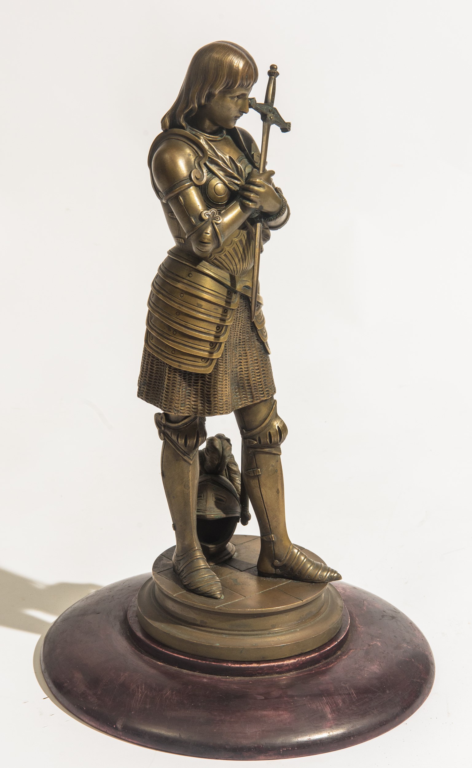 Scultura raffigurante Giovanna d'Arco