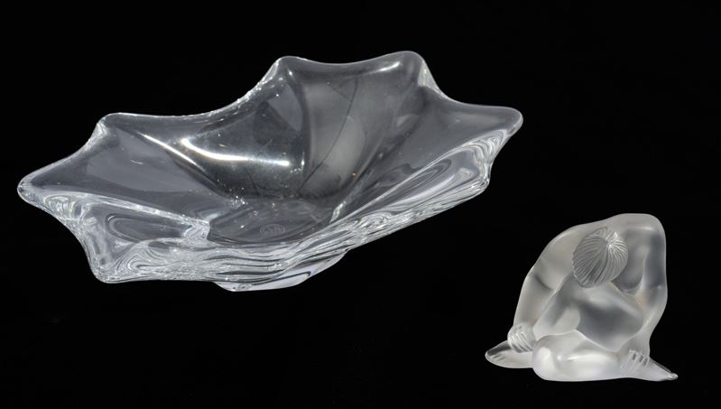 BACCARAT & LALIQUE - Lotto di due oggetti
