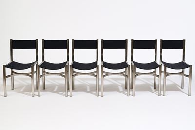 Design Industriale Dada, Sei sedie in acciaio e tessuto