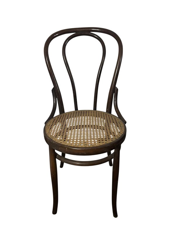 Dodici sedie in stile Thonet