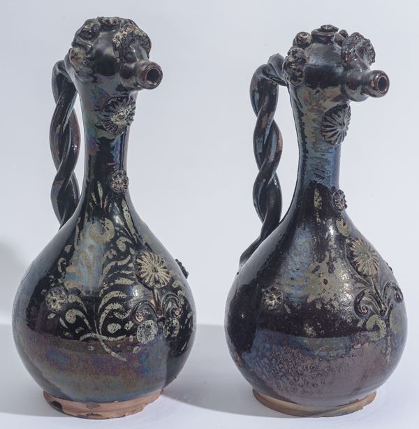 Coppia di brocche