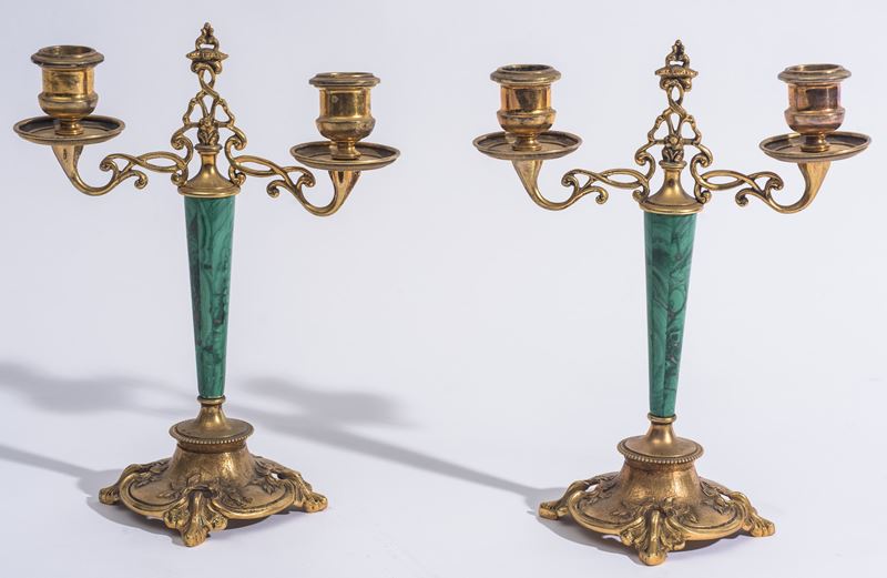 Coppia di piccoli candelabri