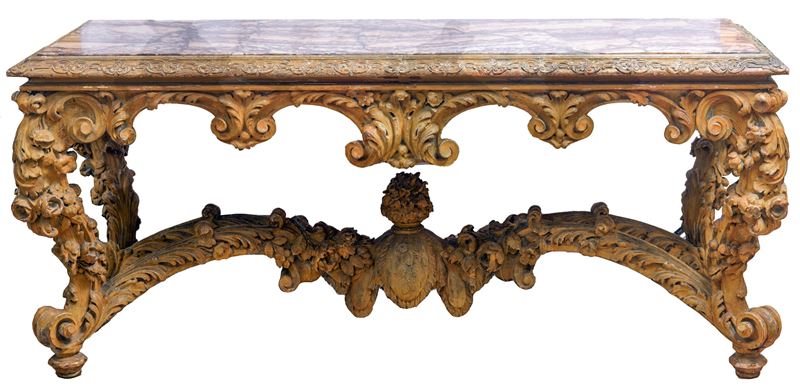 Imponente tavolo da centro