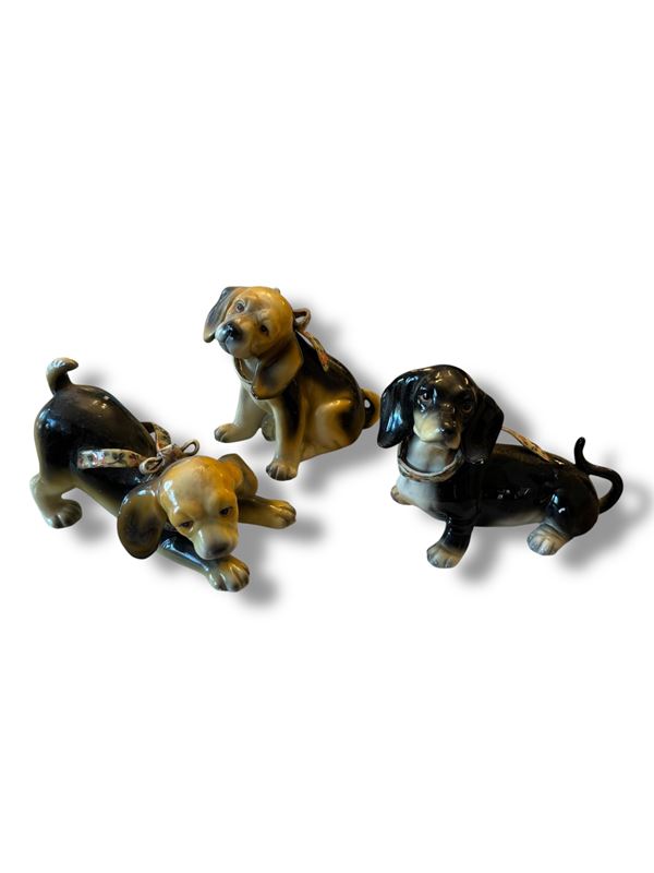 Henriette - Tre sculture raffiguranti cagnolini