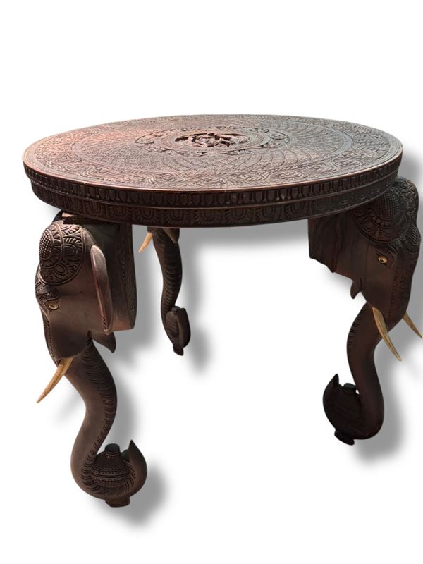 Tavolino in legno