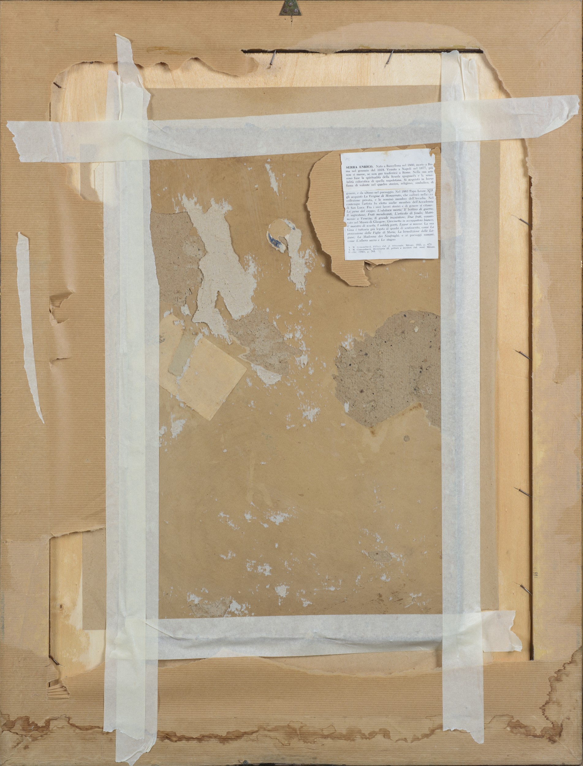 Scorcio di lago con cipressi