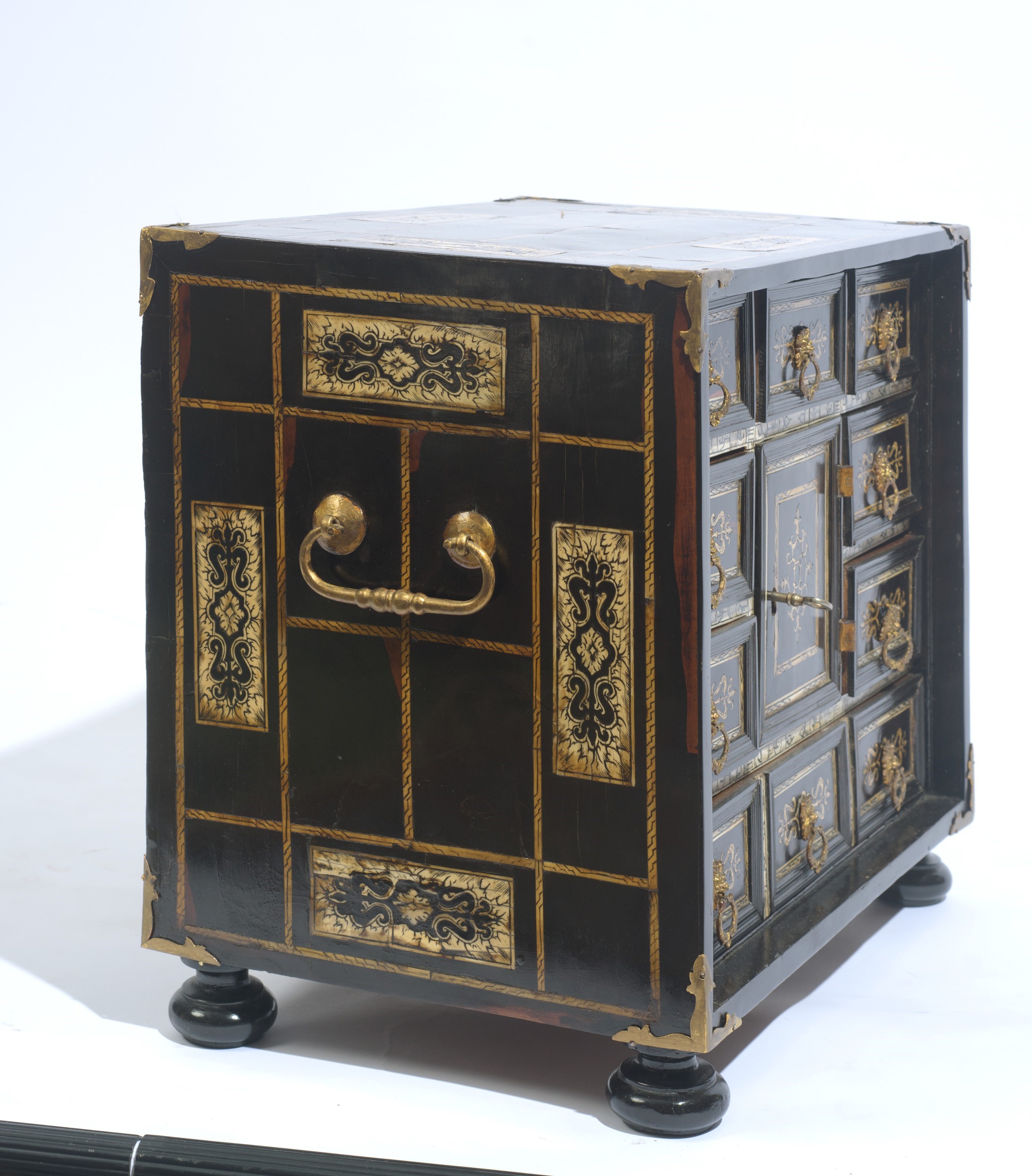 Monetiere/stipo da tavolo