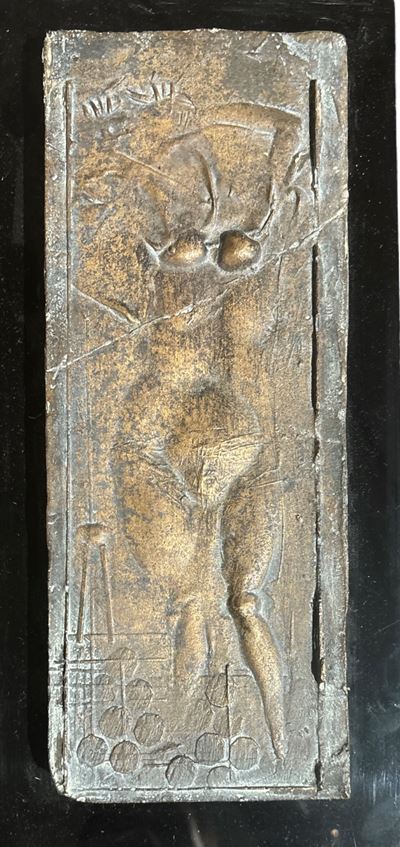 Bassorilievo Raffigurante Nudo