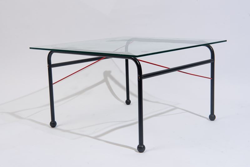 Design Sweden, Slim Innovator — Tavolino da caffè mod. "Black and red"