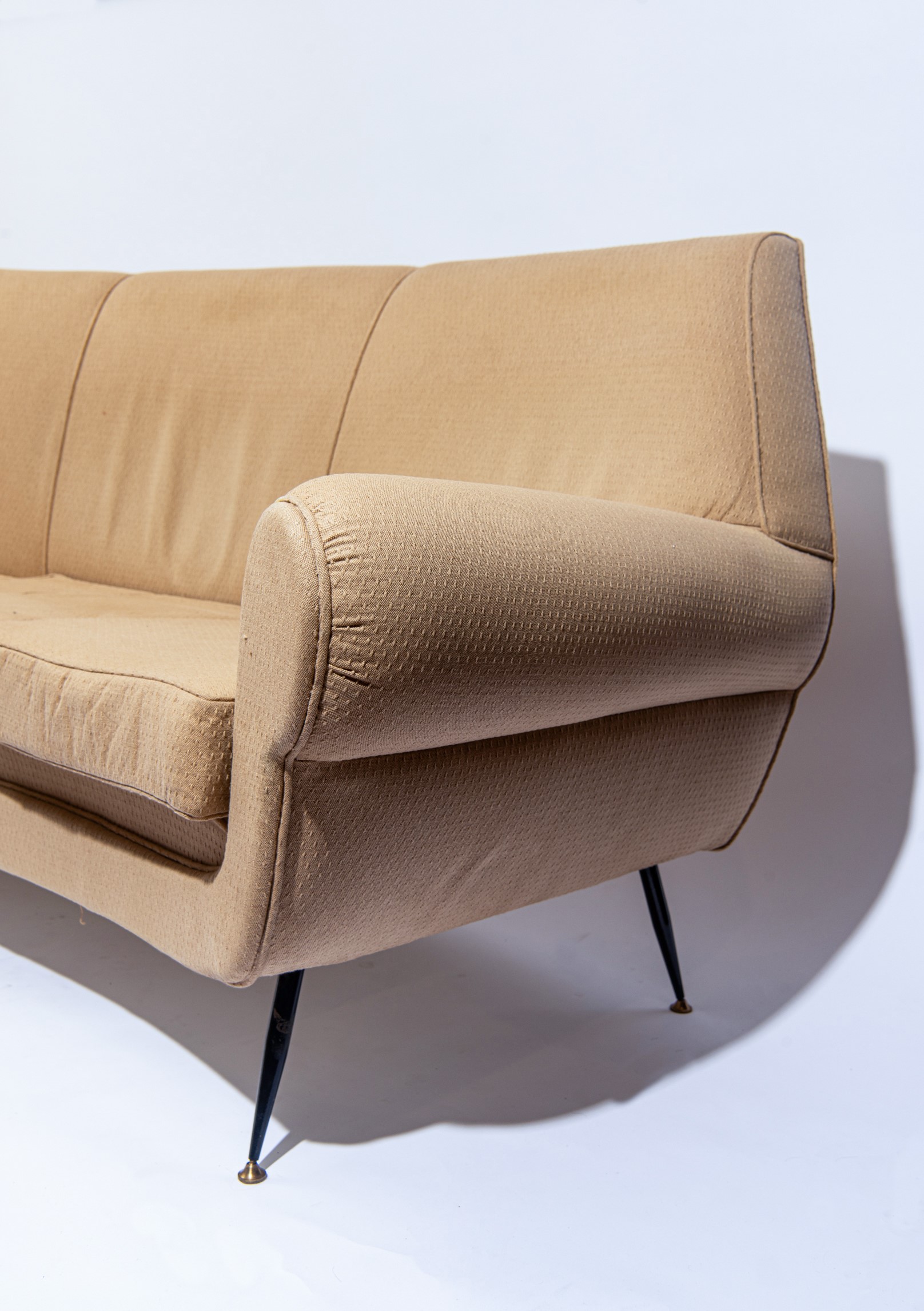 Coppia di poltrone e divano