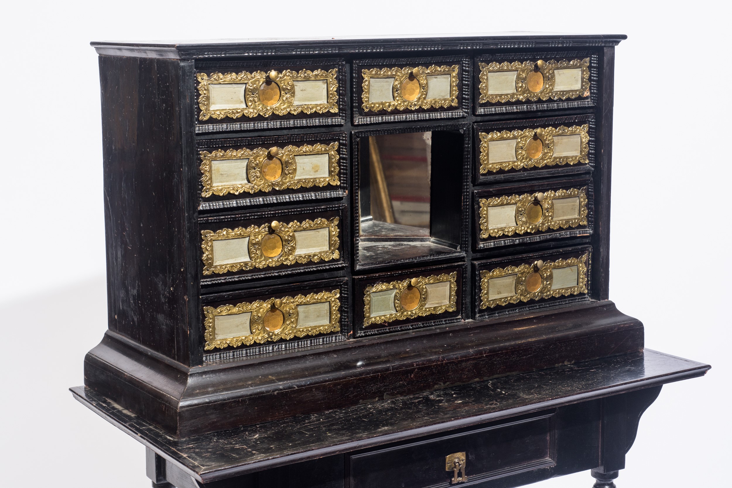 Stipo in legno ebanizzato