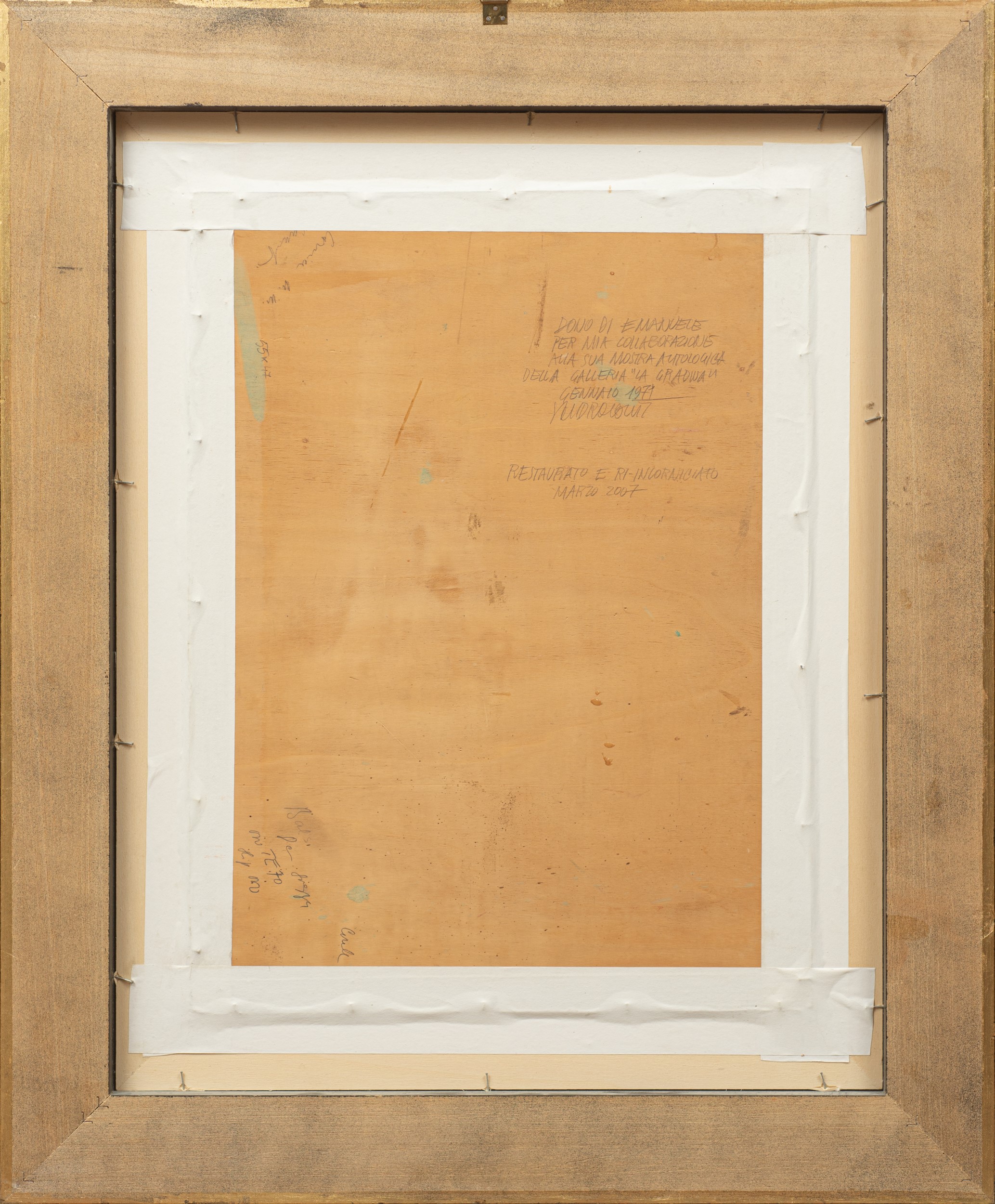 Natura morta con fiori e aglio