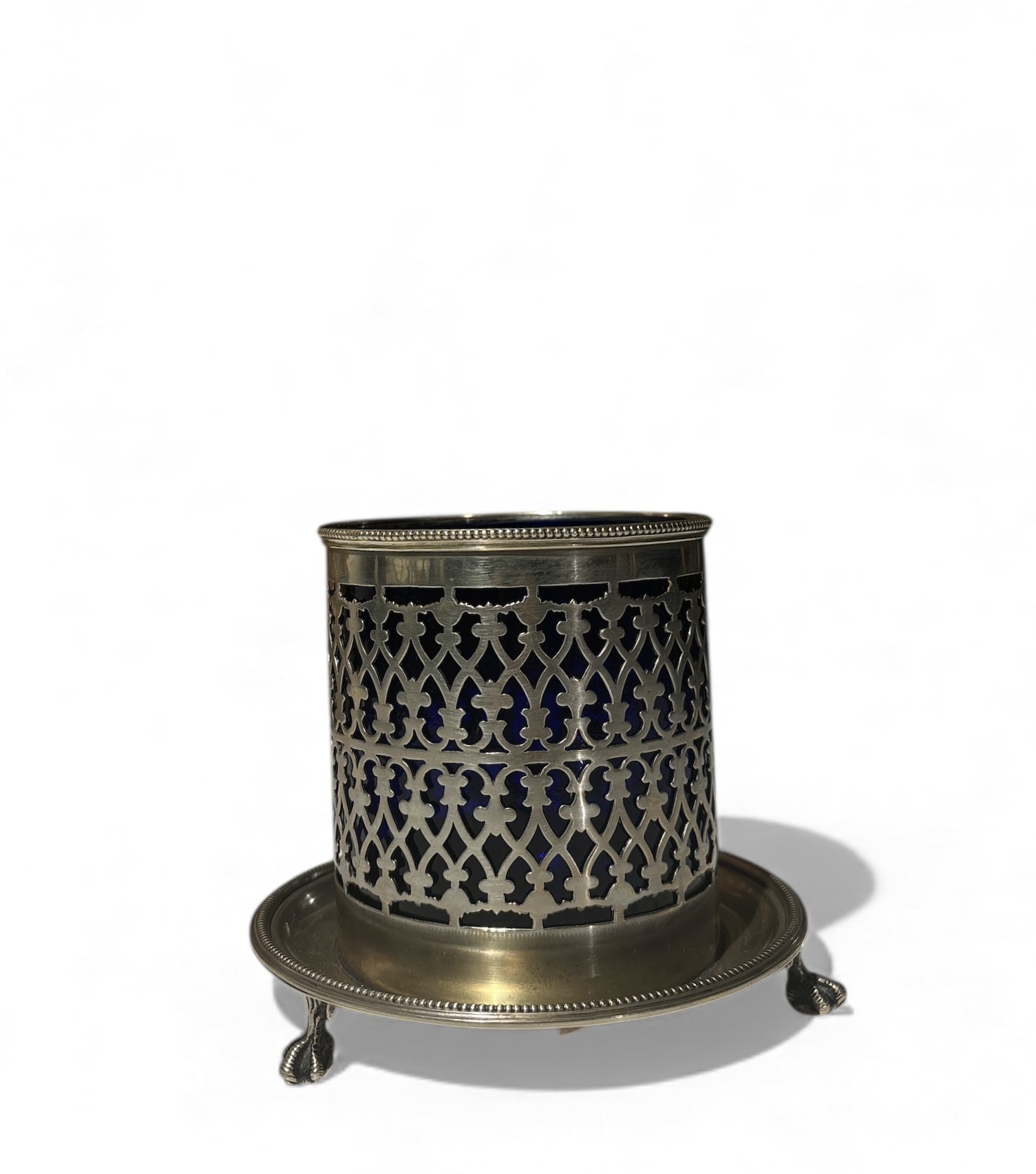 Set di Tre Oggetti in Metallo Argentato: Vaso e Teiera