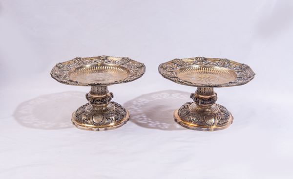 Coppia di alzatine in metallo argentato