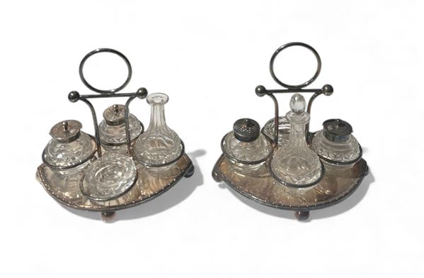 Coppia di cruettes in metallo argentato