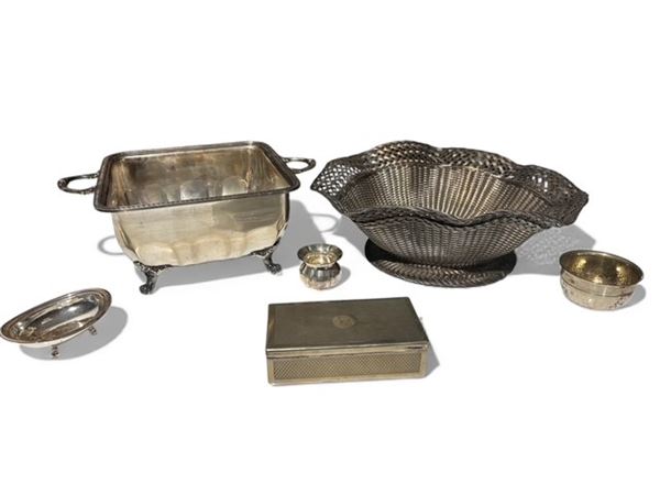 Miscellanea in metallo argentato