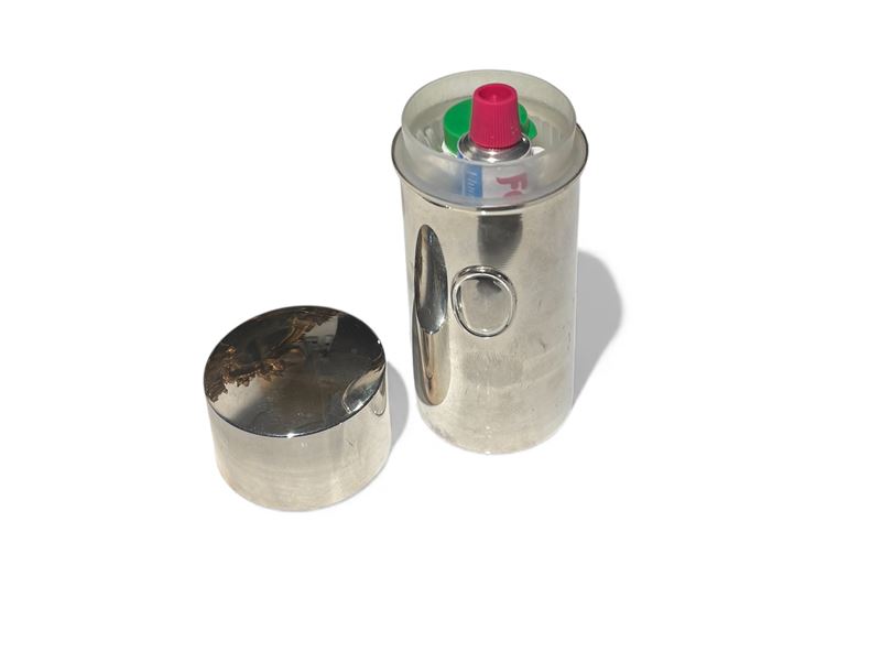 Set da viaggio in metallo argentato