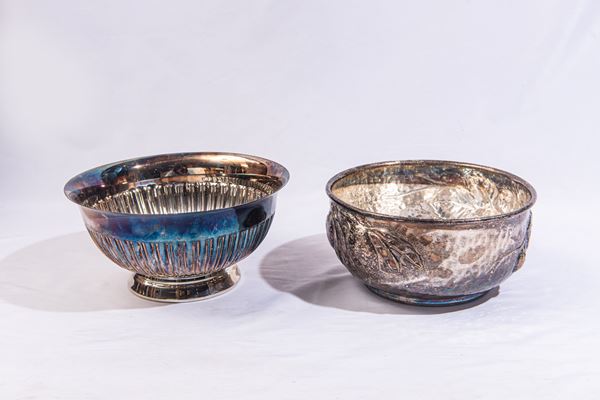 Due Fruttiere - Centrotavola in metallo argentato