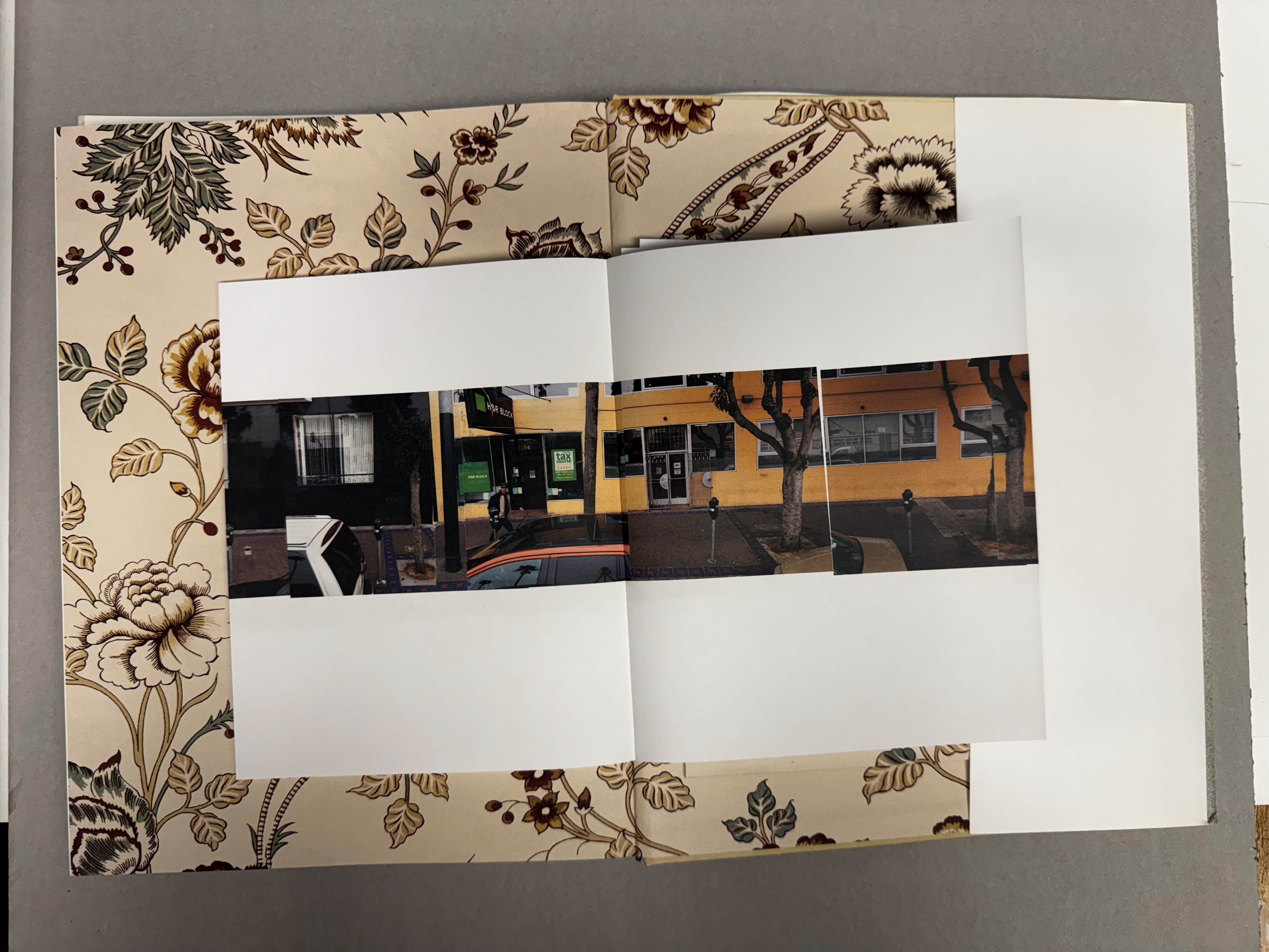 Libro - “Rich and Poor”