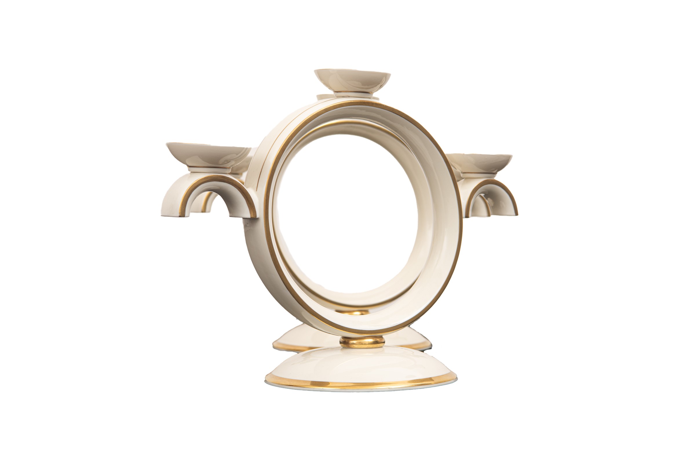 Rosenthal, Coppia di candelabri in porcellana bianca con profili in oro zecchino