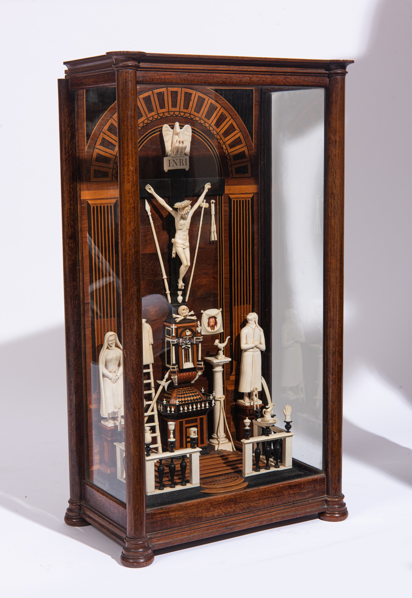 Teca devozionale in avorio