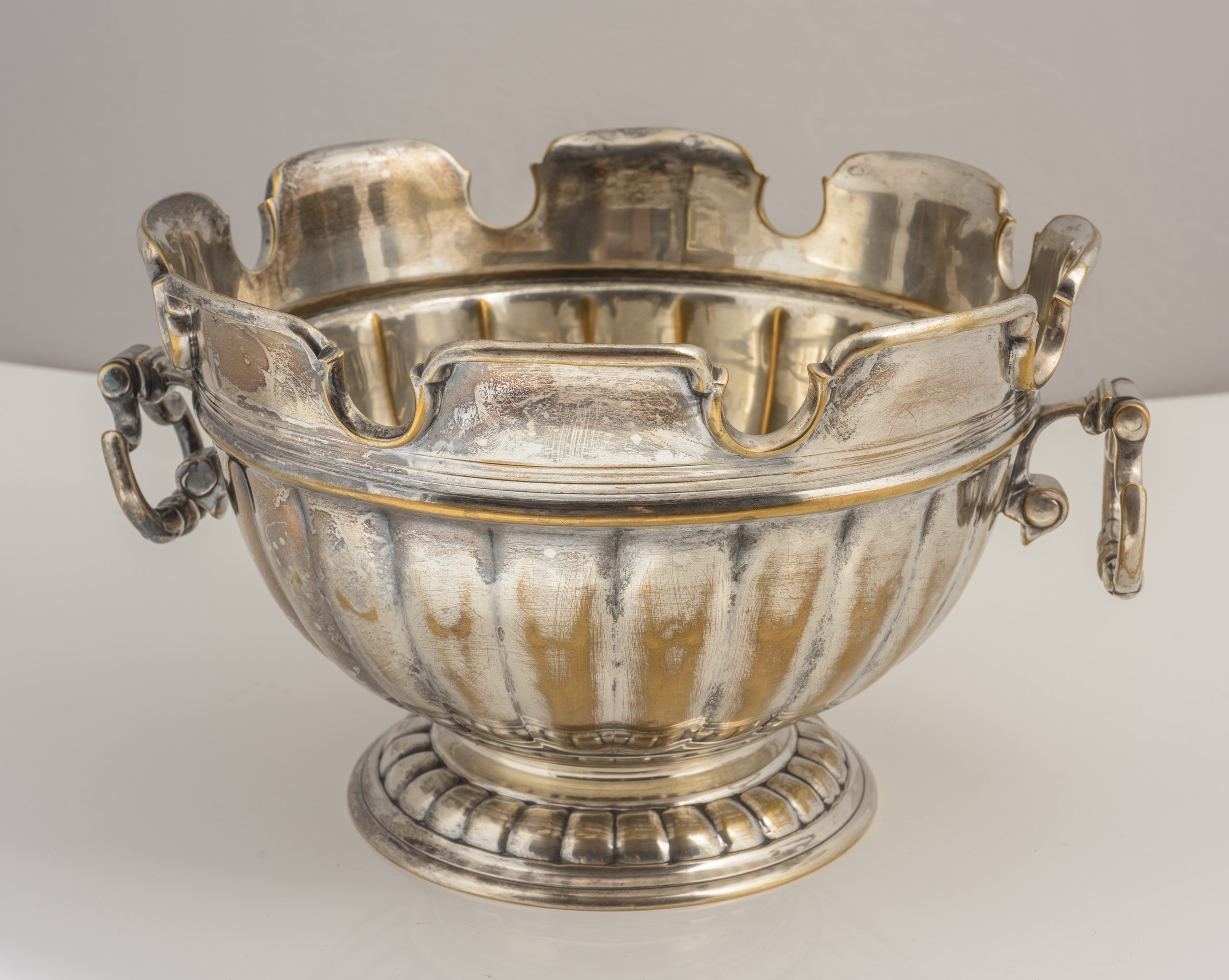 Spumantiera in metallo argentato