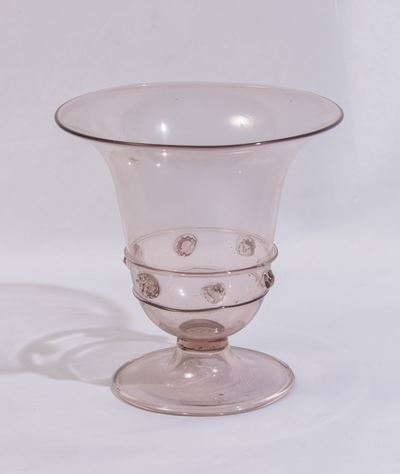 Vaso in vetro soffiato di Murano, ciclamino