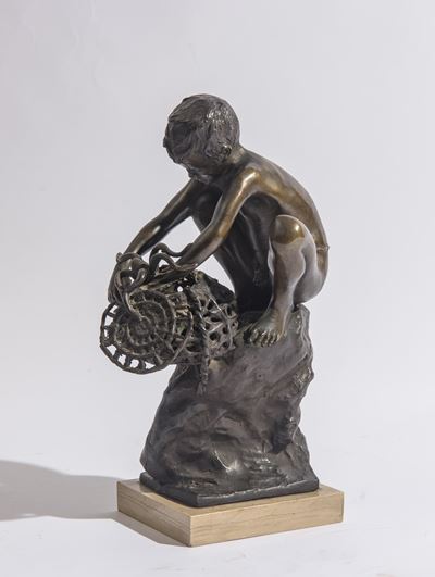 Autore non identificato, Pescatorello, scultura in bronzo