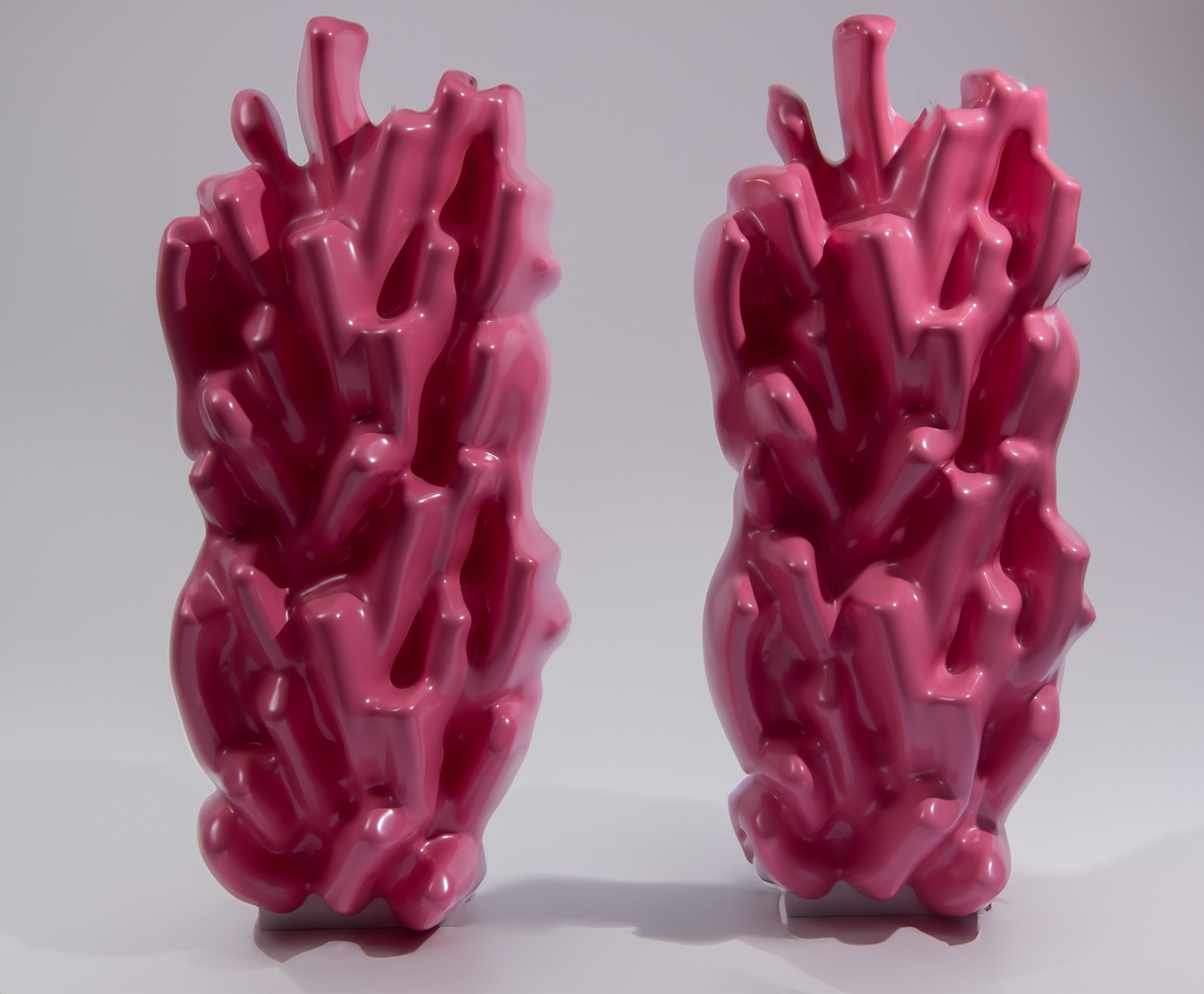 Manifattura italiana, Coppia di sculture luminose in materiale plastico