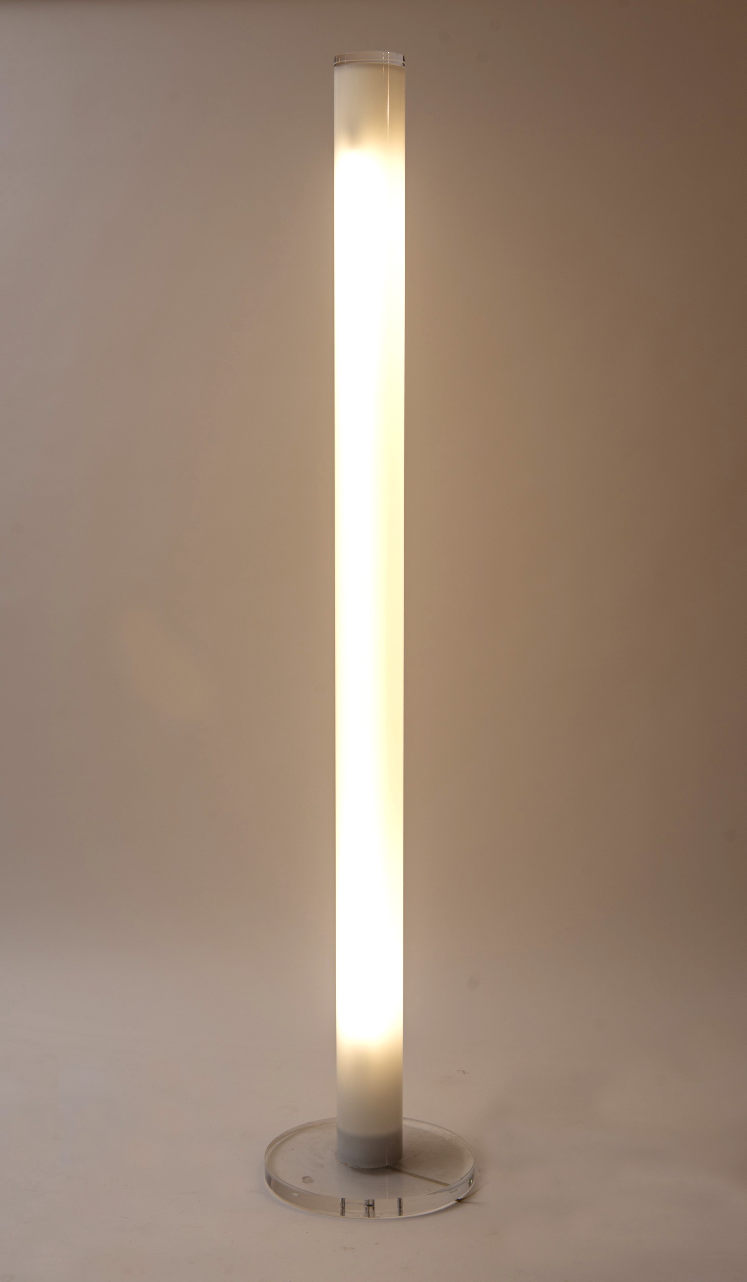 Lampada da terra in plexiglass, anni '80 del XX secolo