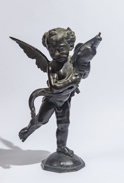 Scultura a figura di putto con delfino, bronzo, XIX secolo