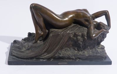 Ebrezza, bronzo su base in marmo