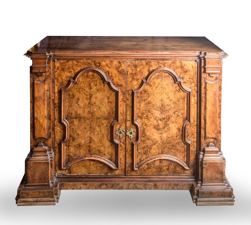 Credenza