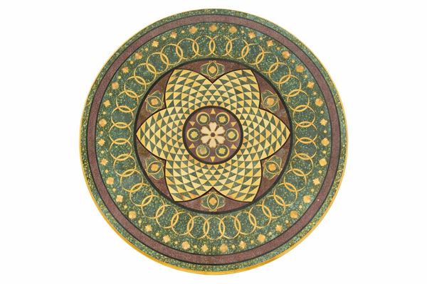 Imponente tavolo da centro