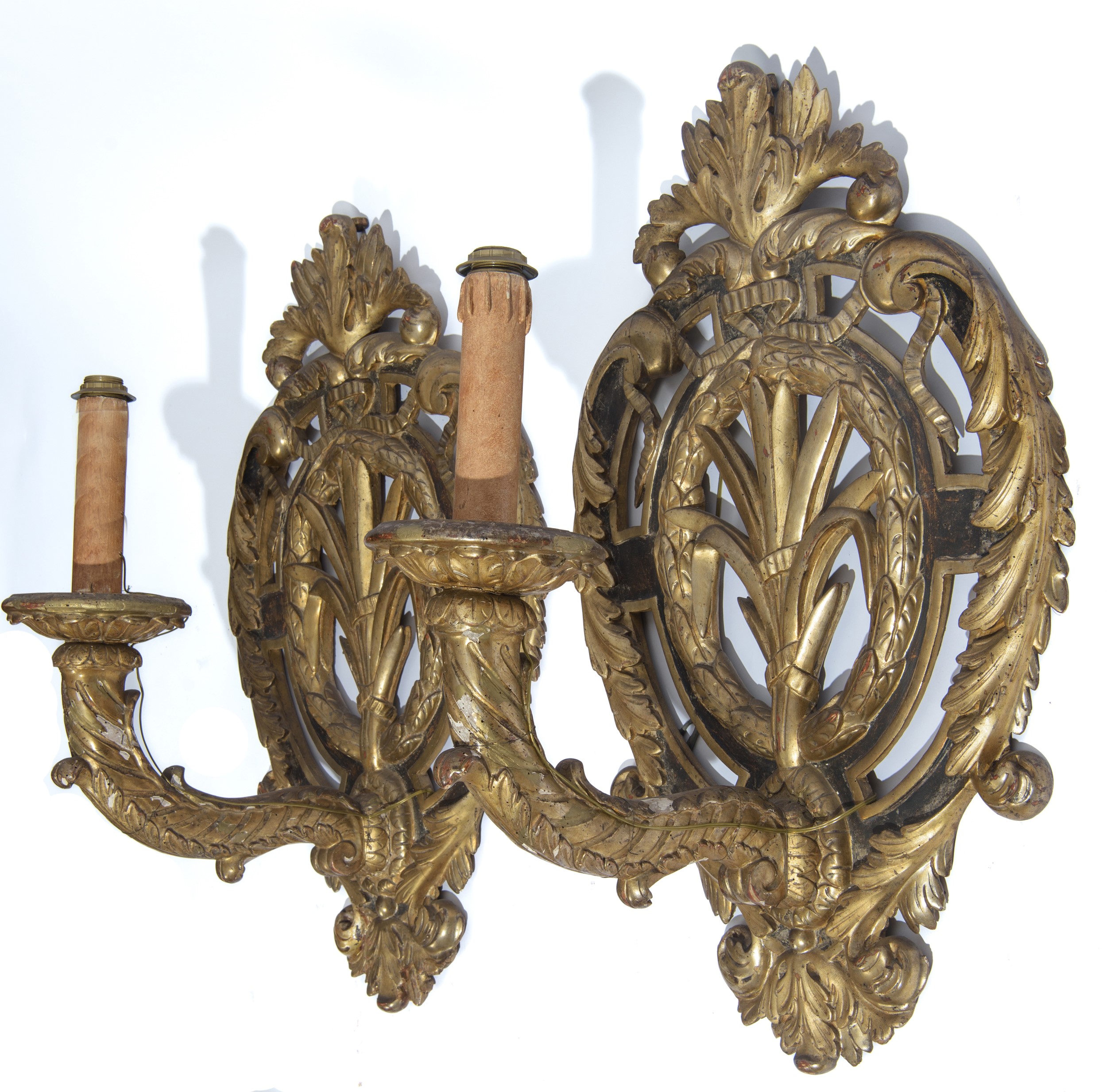 Coppia di grandi appliques