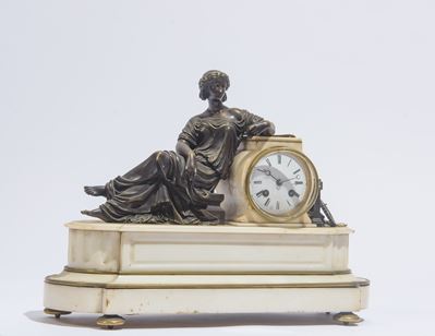 Orologio in bronzo dorato e marmo bianco, Francia, fine XIX secolo
