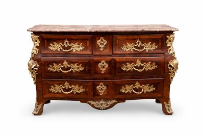 Commode in marmo con applicazioni in bronzo dorato