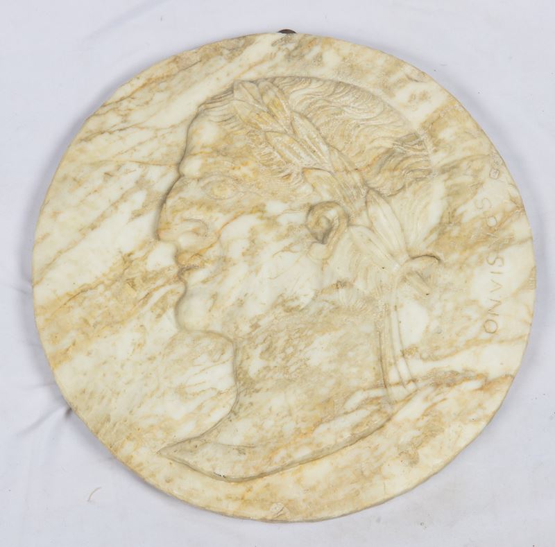 Medaglione in marmo bianco calacatta, Italia, Gran Tour, seconda metà del XIX secolo