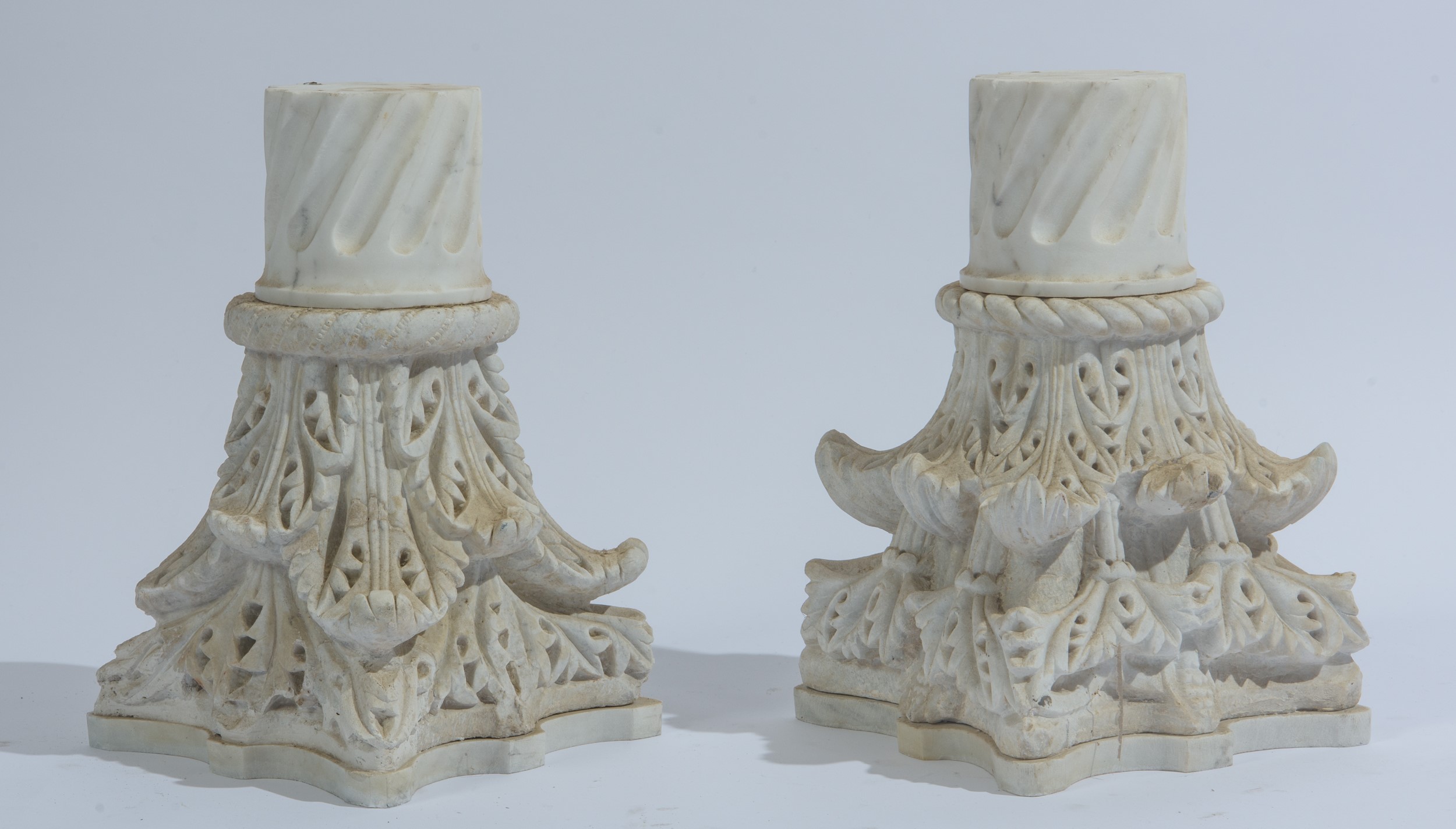Capitelli in marmo bianco, Italia, inizio XX secolo