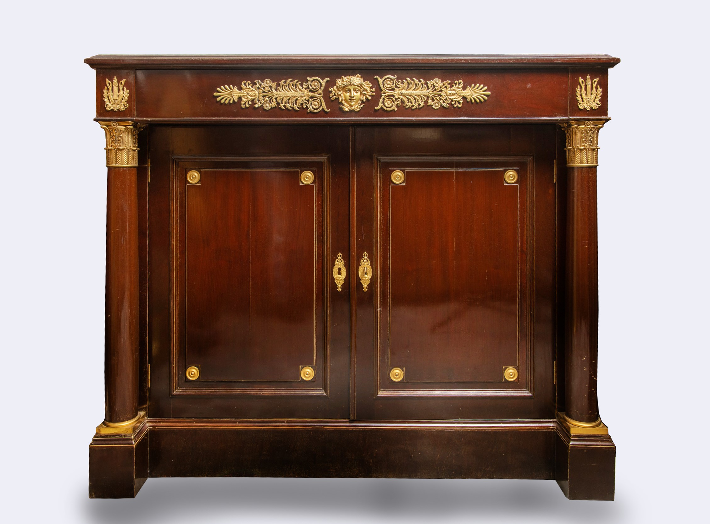 Credenza, legno di mogano con decori in bronzo dorato e piano in marmo bianco statuario