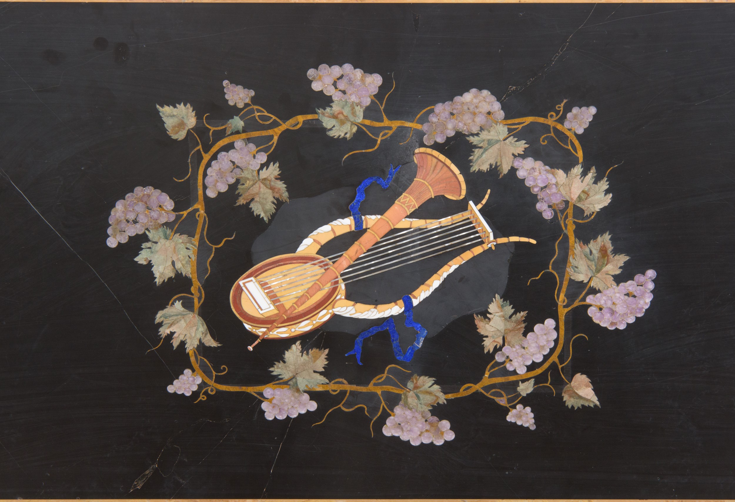 Coppia di piani in commesso di pietre dure