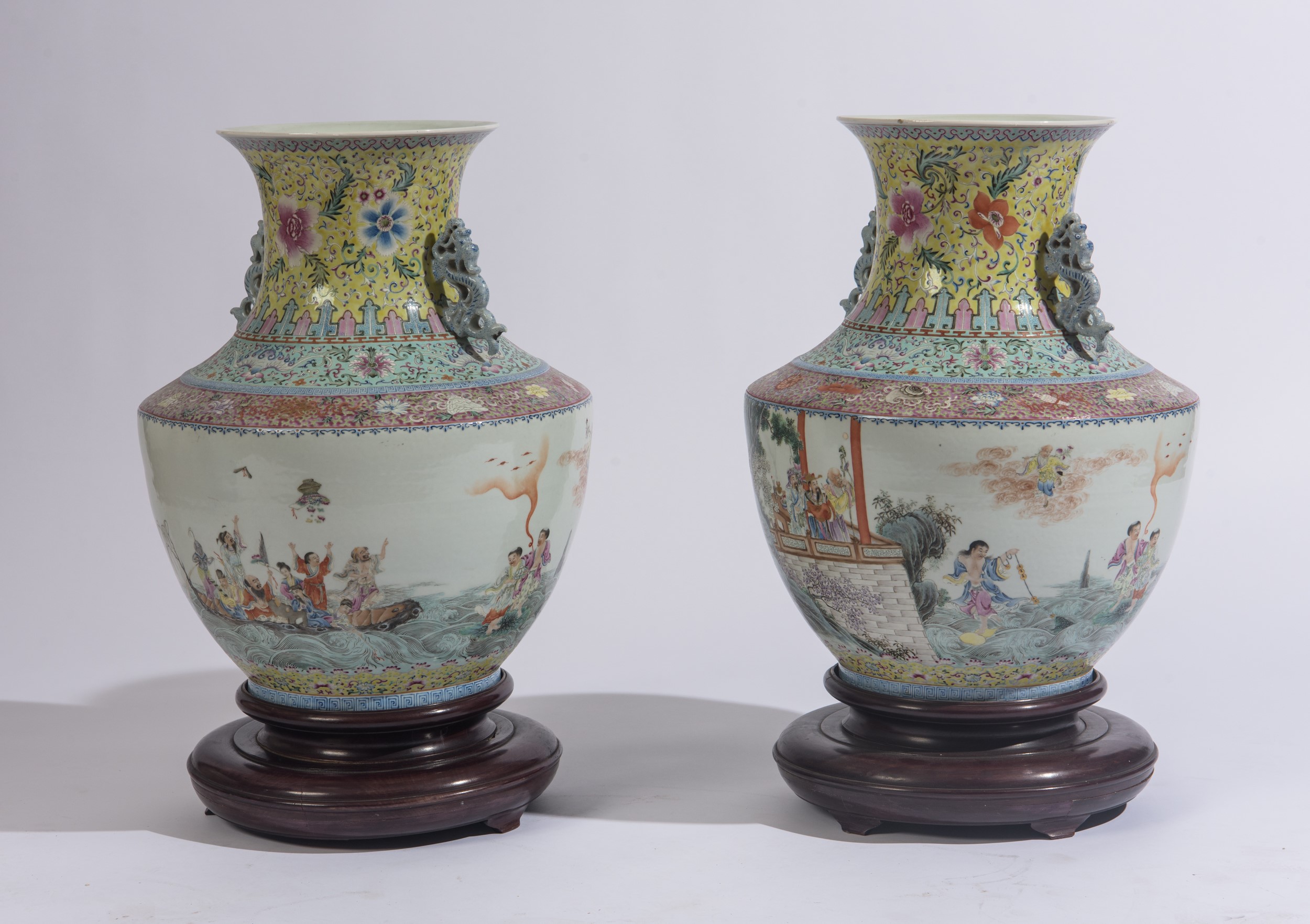 Coppia di vasi cinesi a corpo globulare