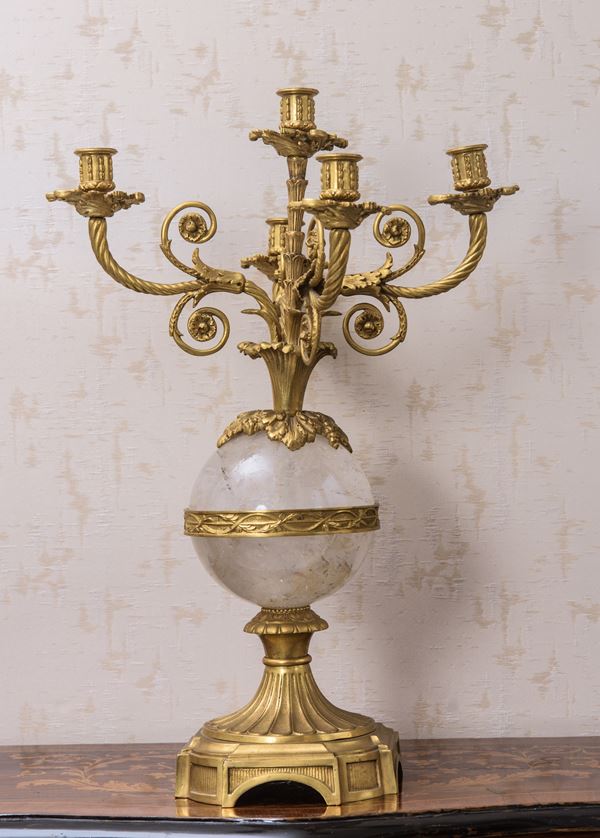 Candelabro in bronzo dorato