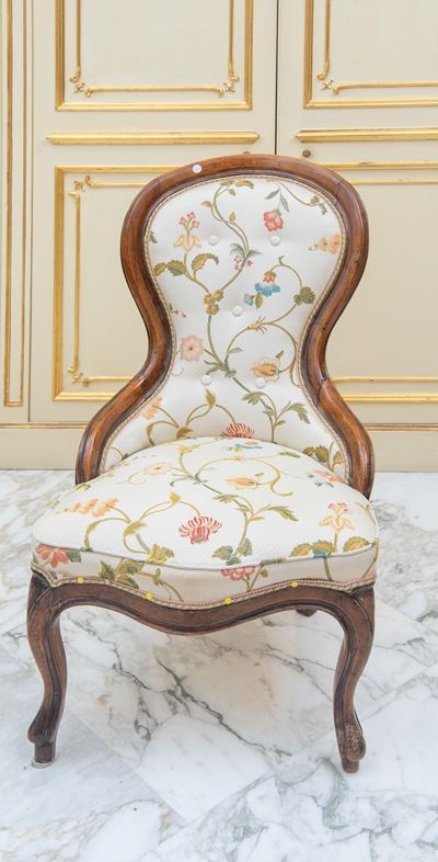 Poltroncina Luigi Filippo, legno di noce, fine XIX secolo