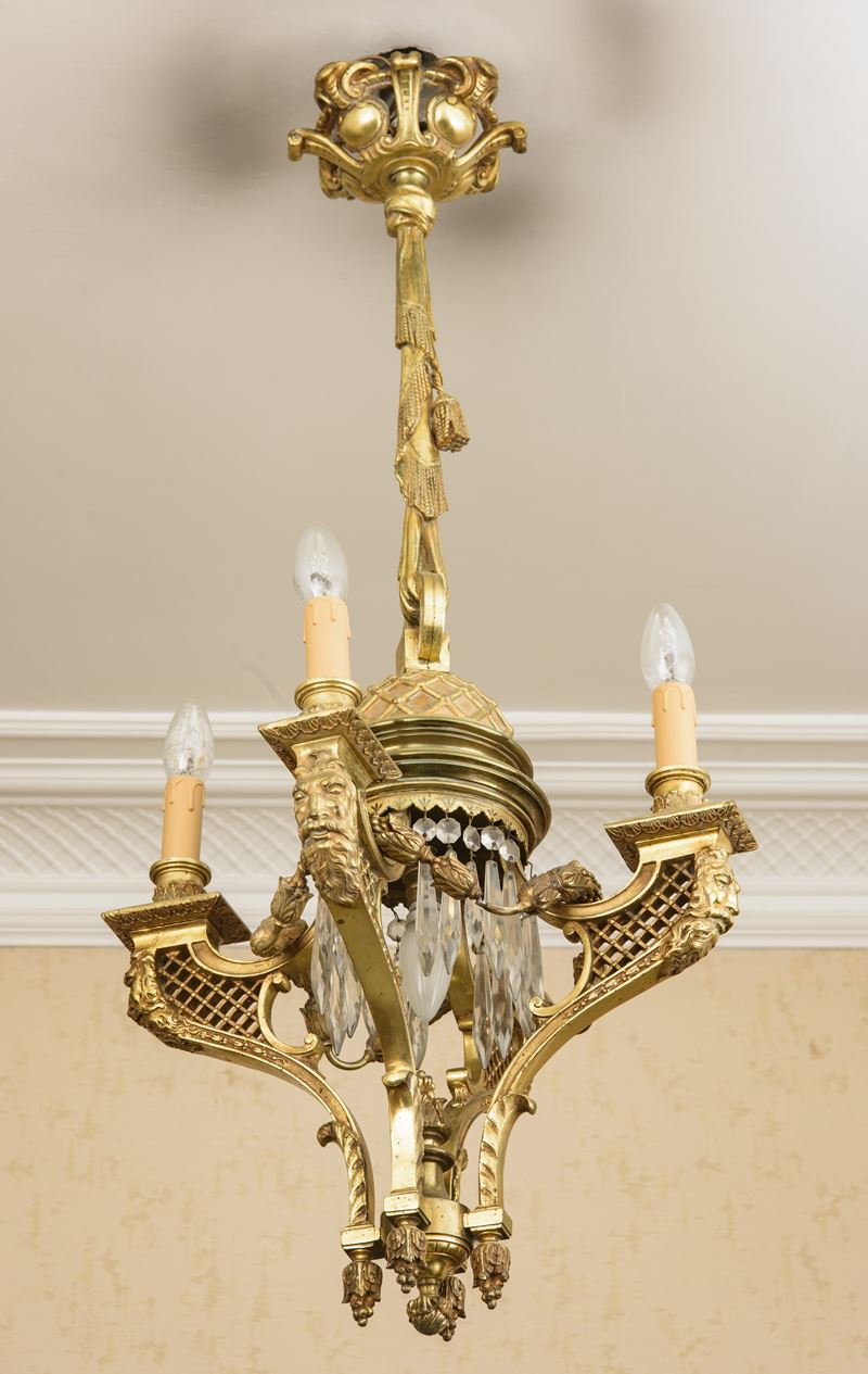 Lampadario in bronzo